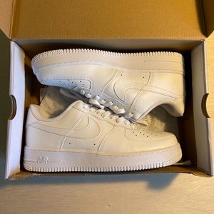 Nike AF1 - White 10